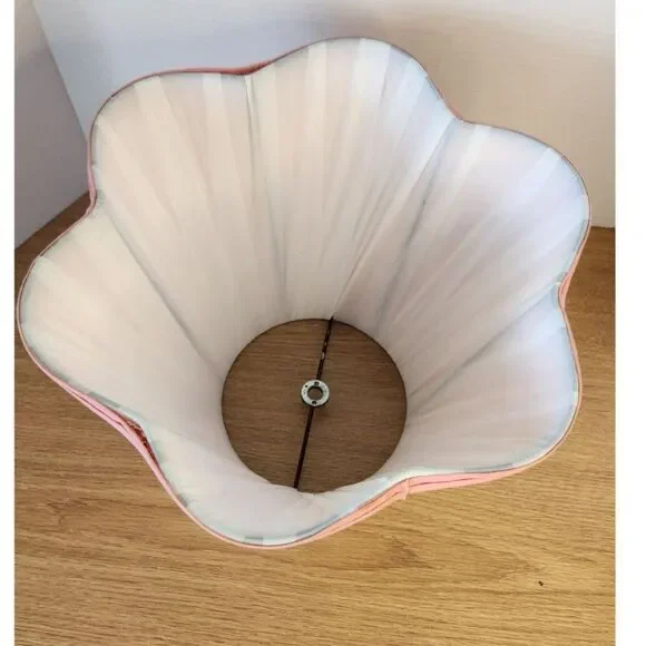 Granny  Core Cottage Core vintage pink lampshade - Picture 3 of 4